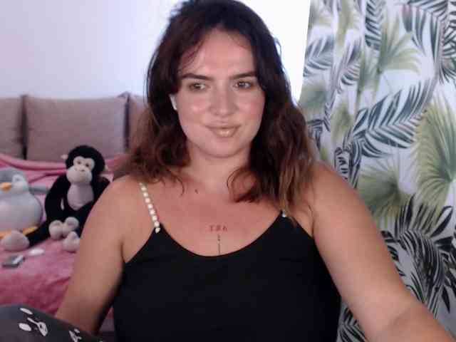 RianaCrystal webcam