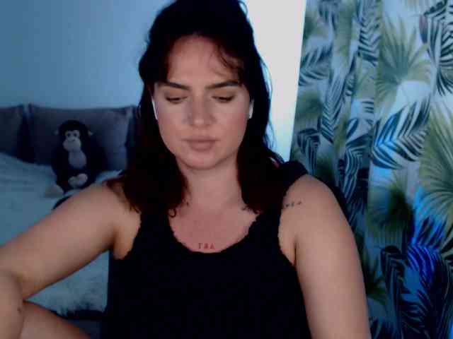 RianaCrystal webcam