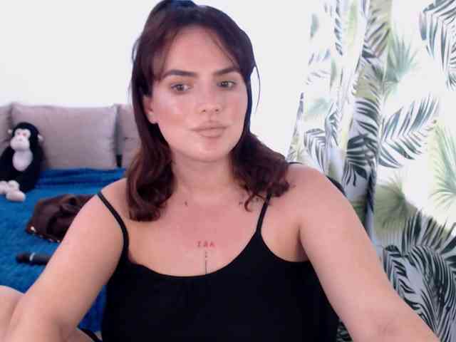 RianaCrystal webcam