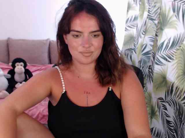 RianaCrystal webcam