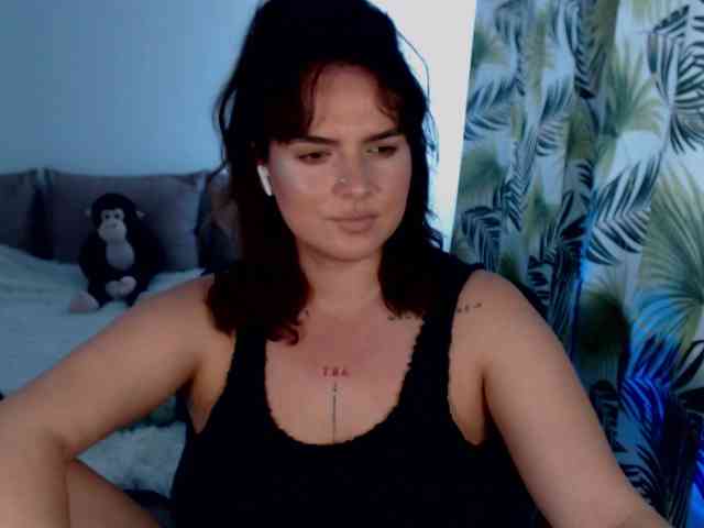 RianaCrystal webcam