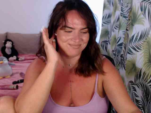 RianaCrystal webcam