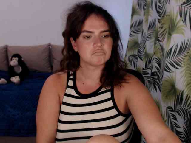 RianaCrystal webcam