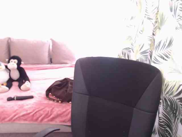 RianaCrystal webcam