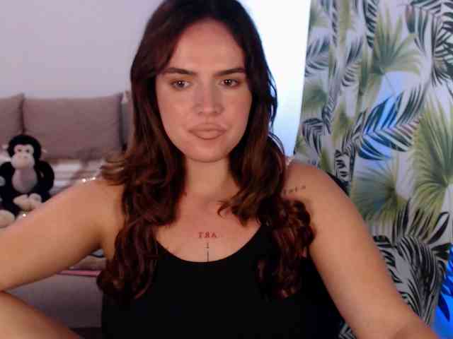 RianaCrystal webcam