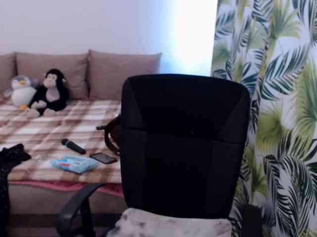 RianaCrystal webcam