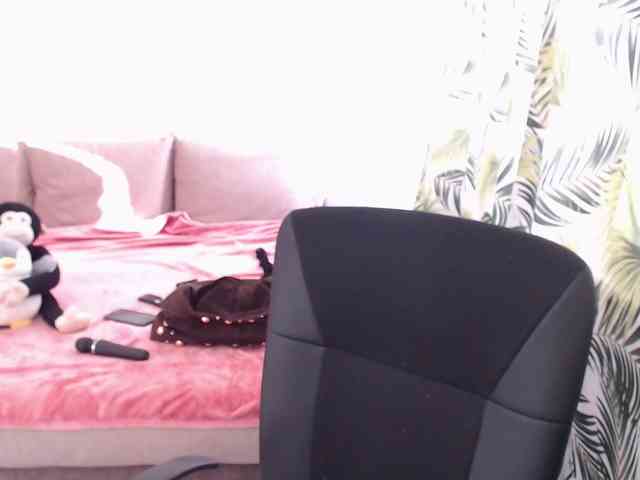 RianaCrystal webcam