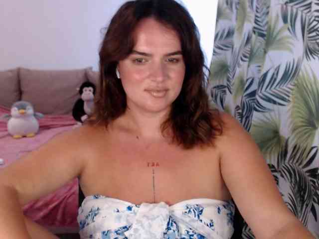 RianaCrystal webcam