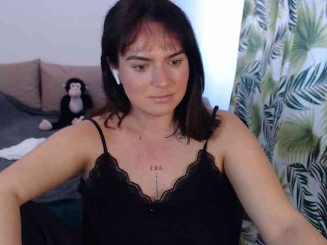 RianaCrystal webcam