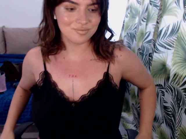 RianaCrystal webcam