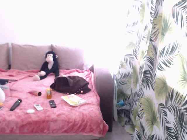 RianaCrystal webcam