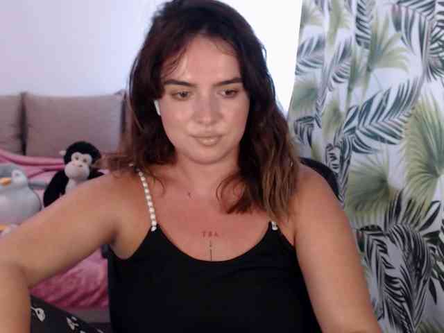 RianaCrystal webcam