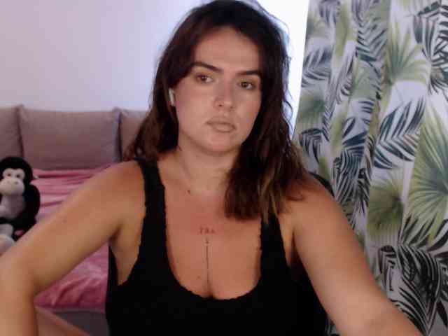 RianaCrystal webcam