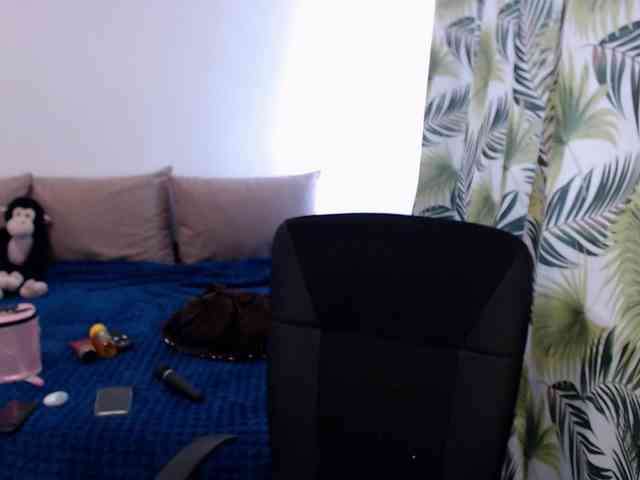 RianaCrystal webcam