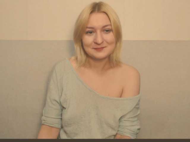 Bonniee live cam on BongaCams