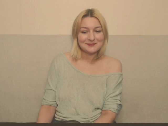 Bonniee live cam on BongaCams