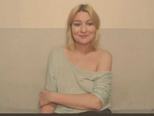 Bonniee live cam on BongaCams