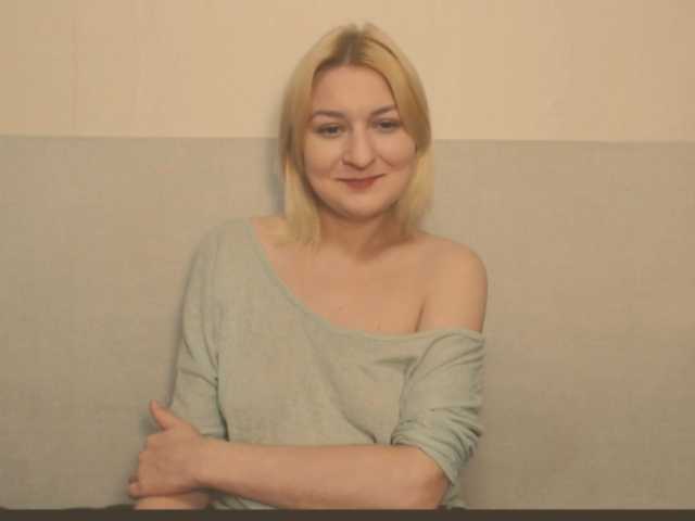 Bonniee live cam on BongaCams