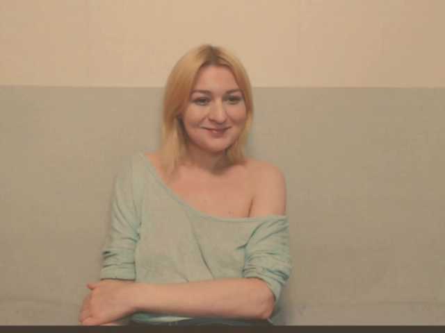 Bonniee live cam on BongaCams