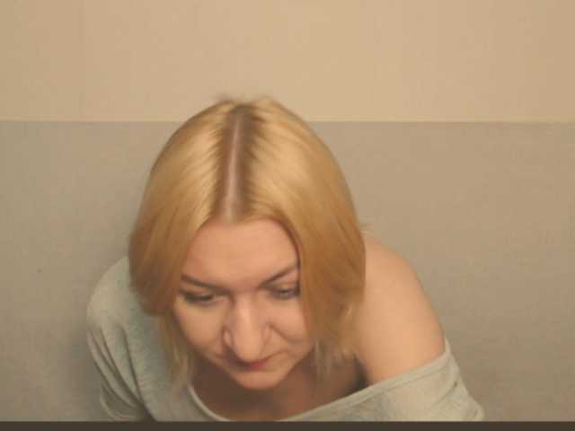 Bonniee live cam preview