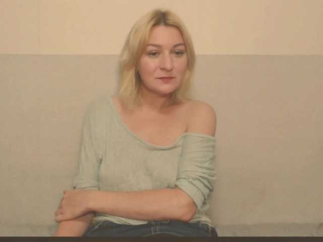Bonniee live cam on BongaCams