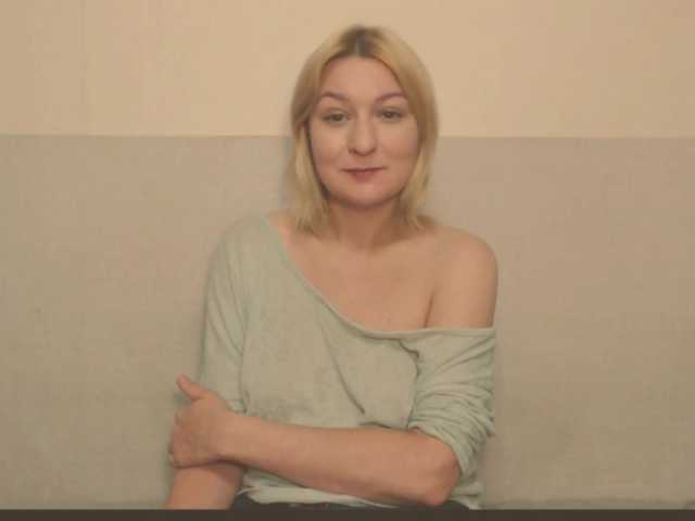 Bonniee live cam on BongaCams