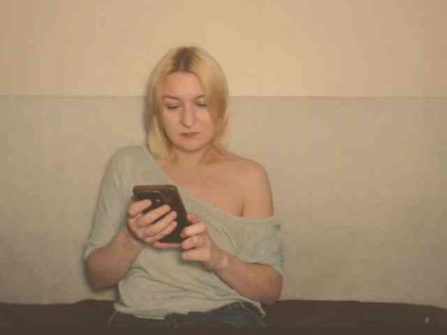 Bonniee Live Webcam on BongaCams
