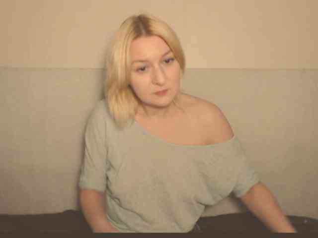 Bonniee Live Webcam on BongaCams