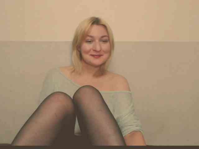 Bonniee Live Webcam on BongaCams