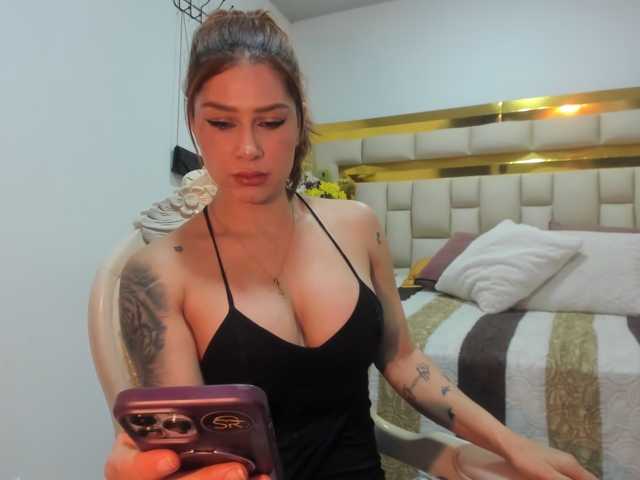 jennygarner live cam preview