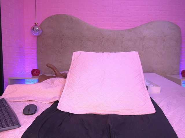 zoe-z live cam on BongaCams