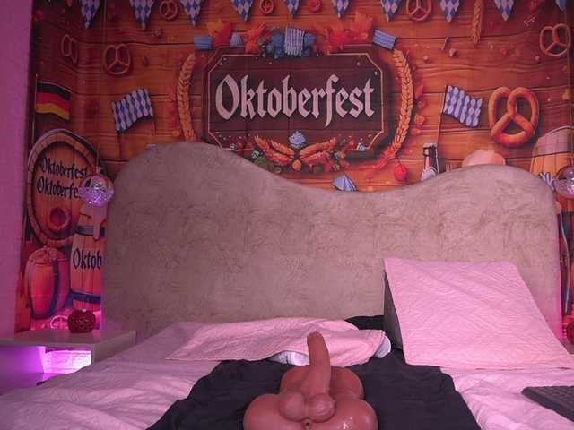 zoe-z live cam preview