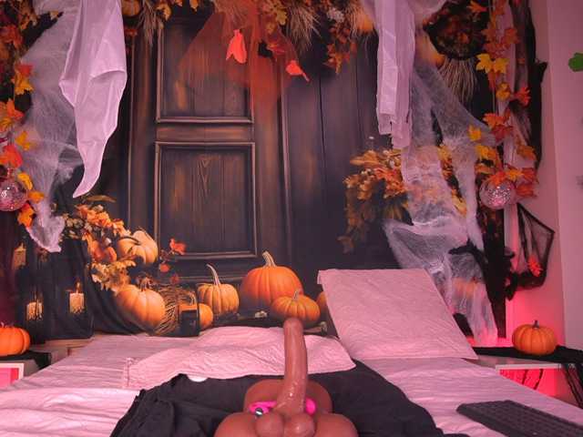 zoe-z, en vivo ahora en BongaCams