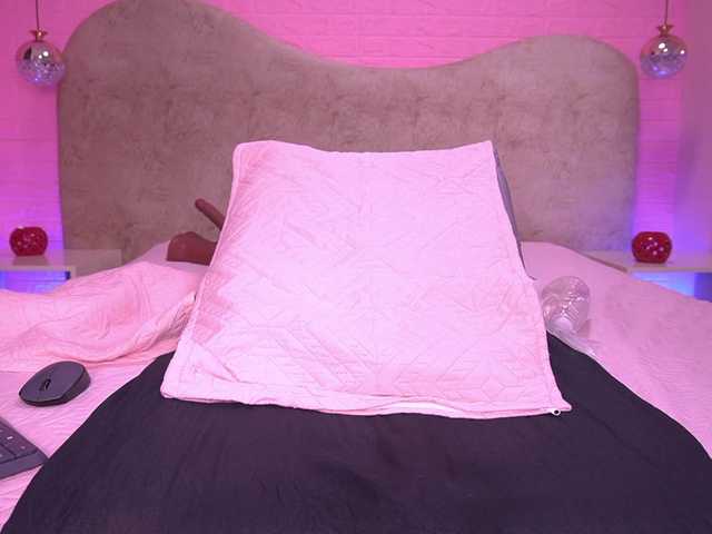 zoe-z live cam on BongaCams