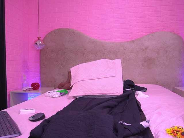 zoe-z live cam on BongaCams