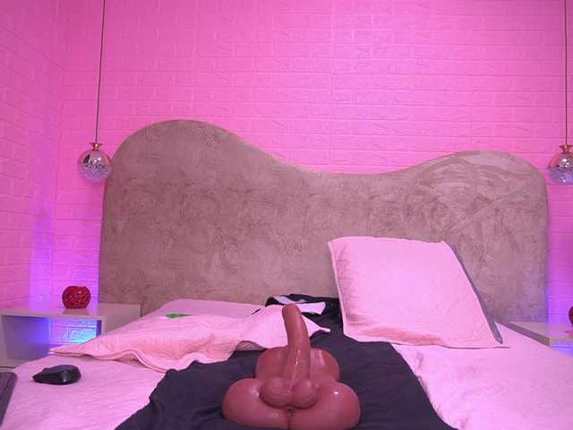 zoe-z live cam on BongaCams