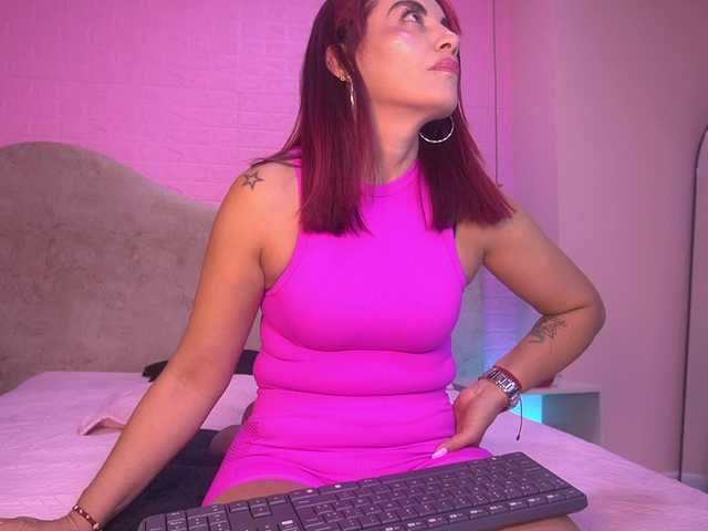 zoe-z live webcam show
