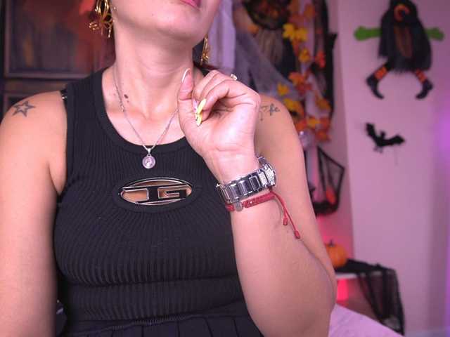 zoe-z live cam on BongaCams