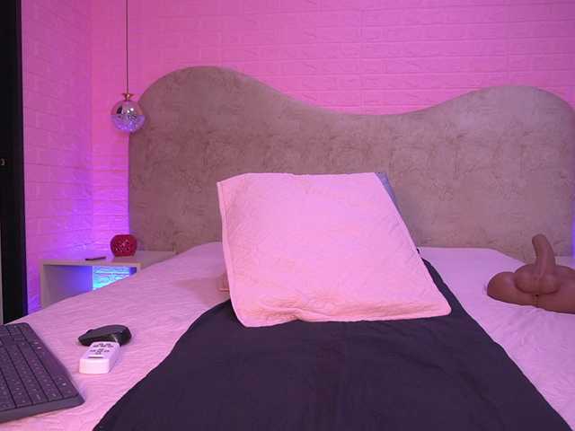 zoe-z live cam on BongaCams