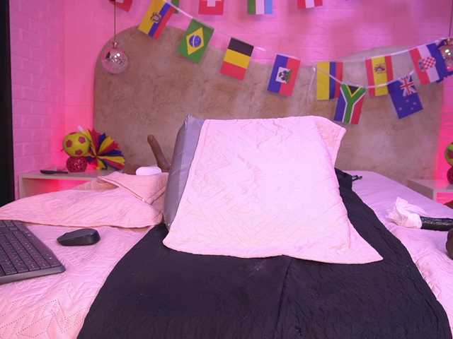 zoe-z live cam on BongaCams