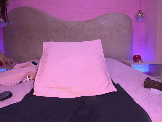 zoe-z live cam on BongaCams