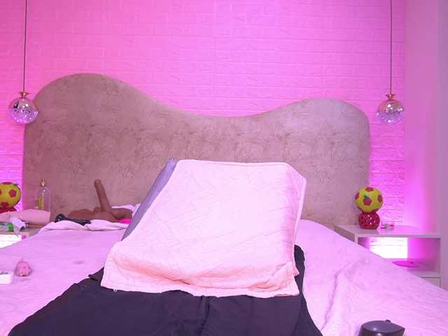 zoe-z live cam on BongaCams