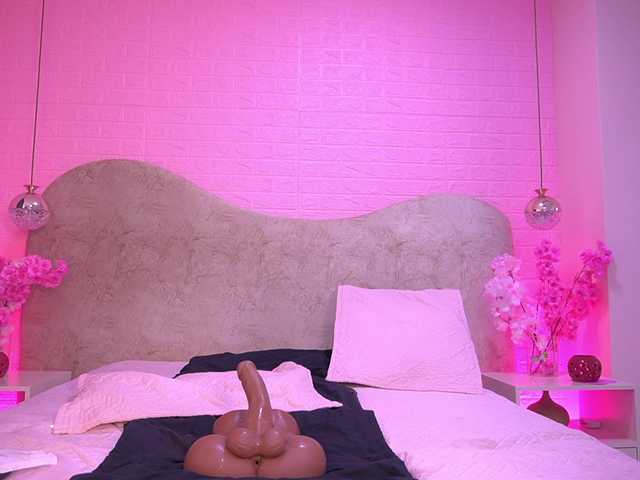 zoe-z live cam on BongaCams