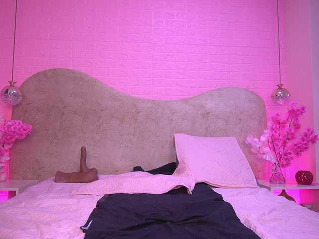 zoe-z live cam on BongaCams