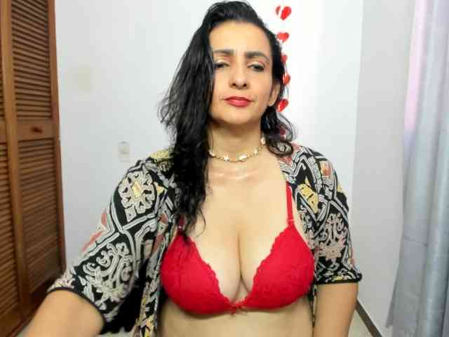 sweetsofia5 webcam