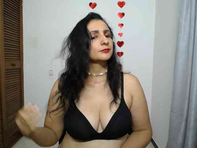 sweetsofia5 webcam