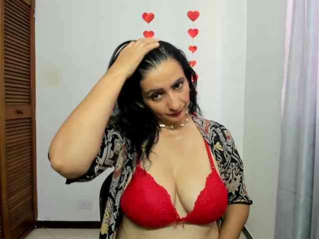 sweetsofia5 webcam