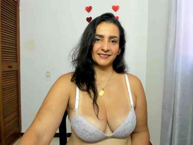 sweetsofia5 webcam