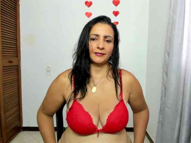 sweetsofia5 webcam