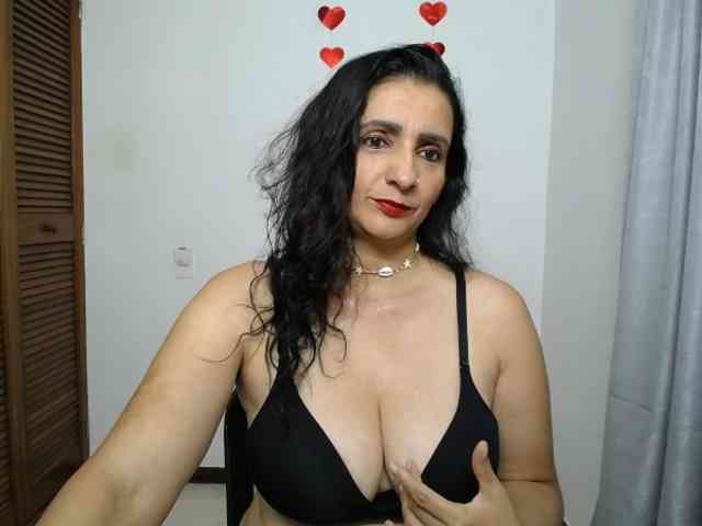 sweetsofia5 webcam